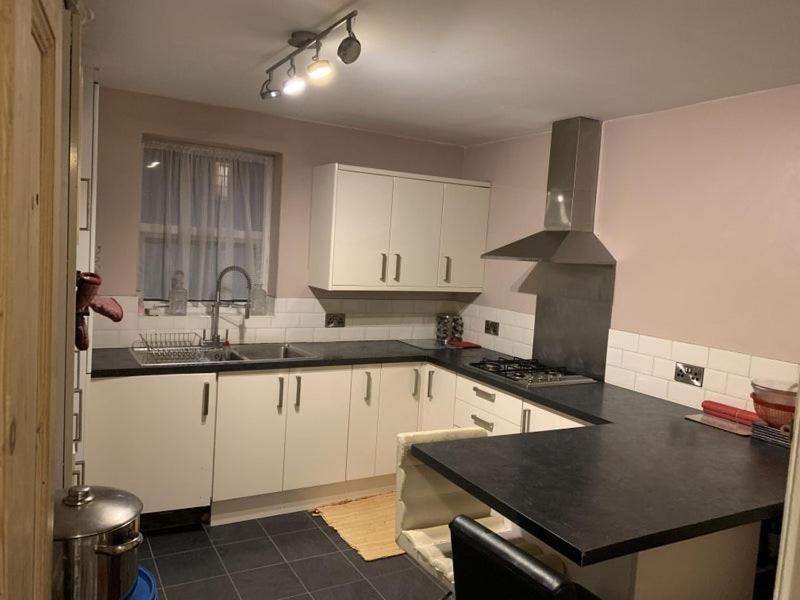 'Aandal House' Bournemouth' Apartment Poole Bagian luar foto