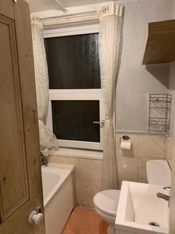 'Aandal House' Bournemouth' Apartment Poole Bagian luar foto