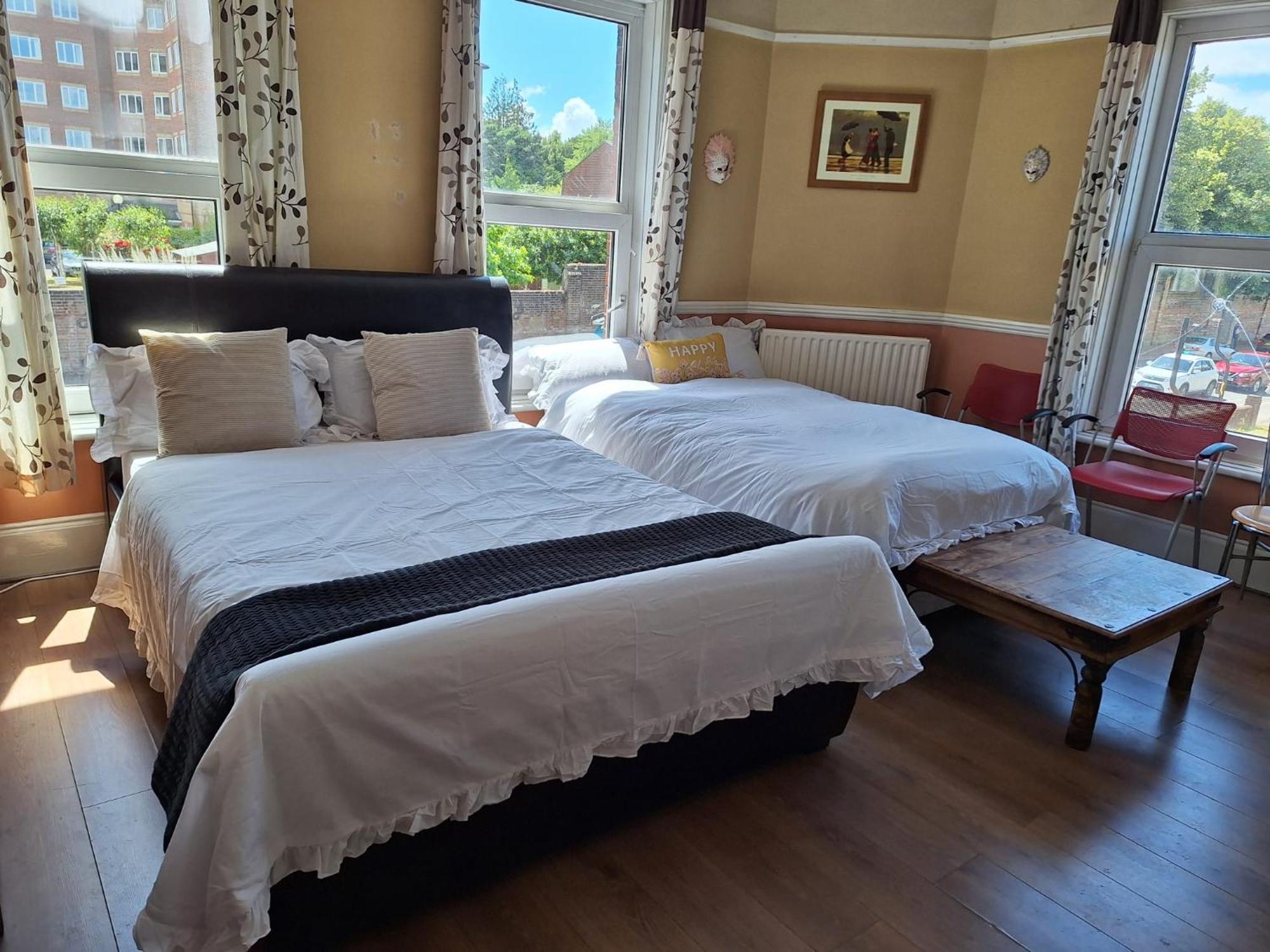 'Aandal House' Bournemouth' Apartment Poole Bagian luar foto