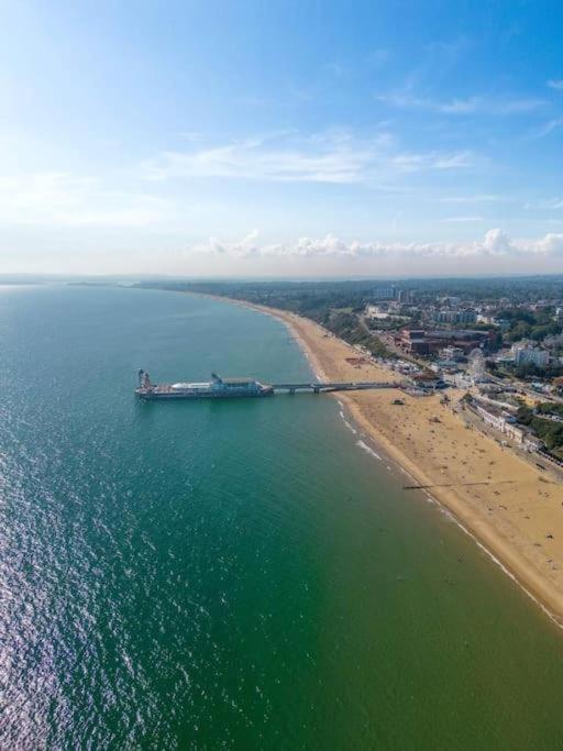 'Aandal House' Bournemouth' Apartment Poole Bagian luar foto