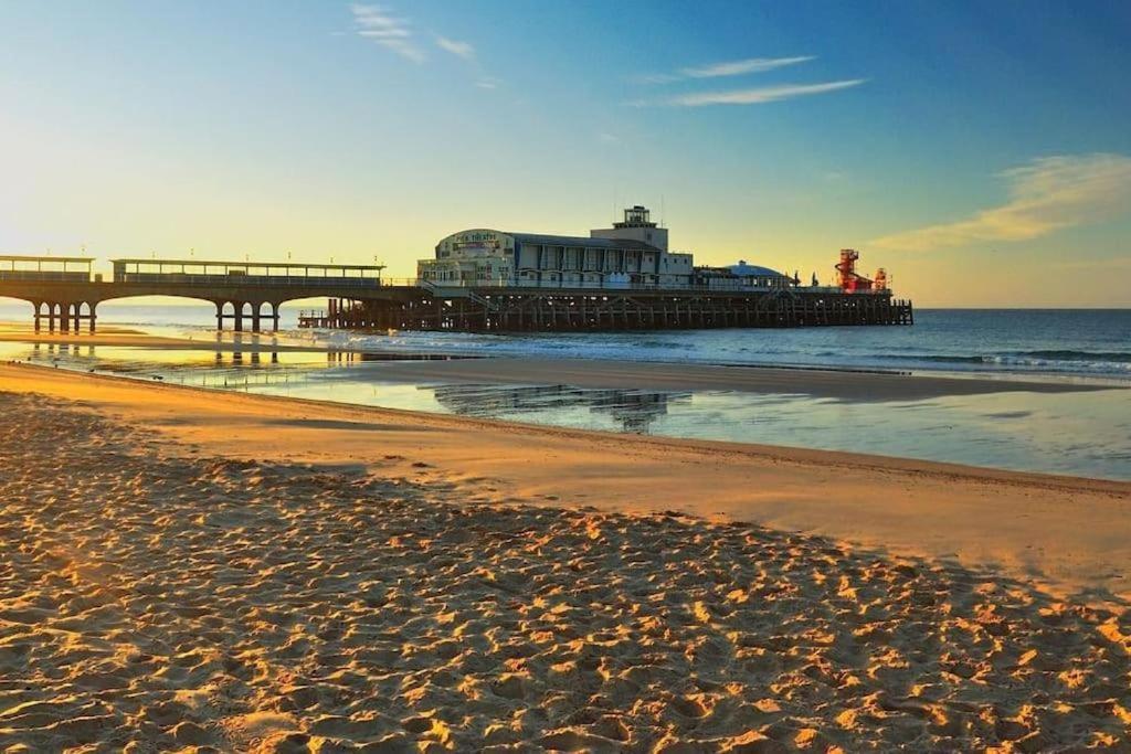 'Aandal House' Bournemouth' Apartment Poole Bagian luar foto