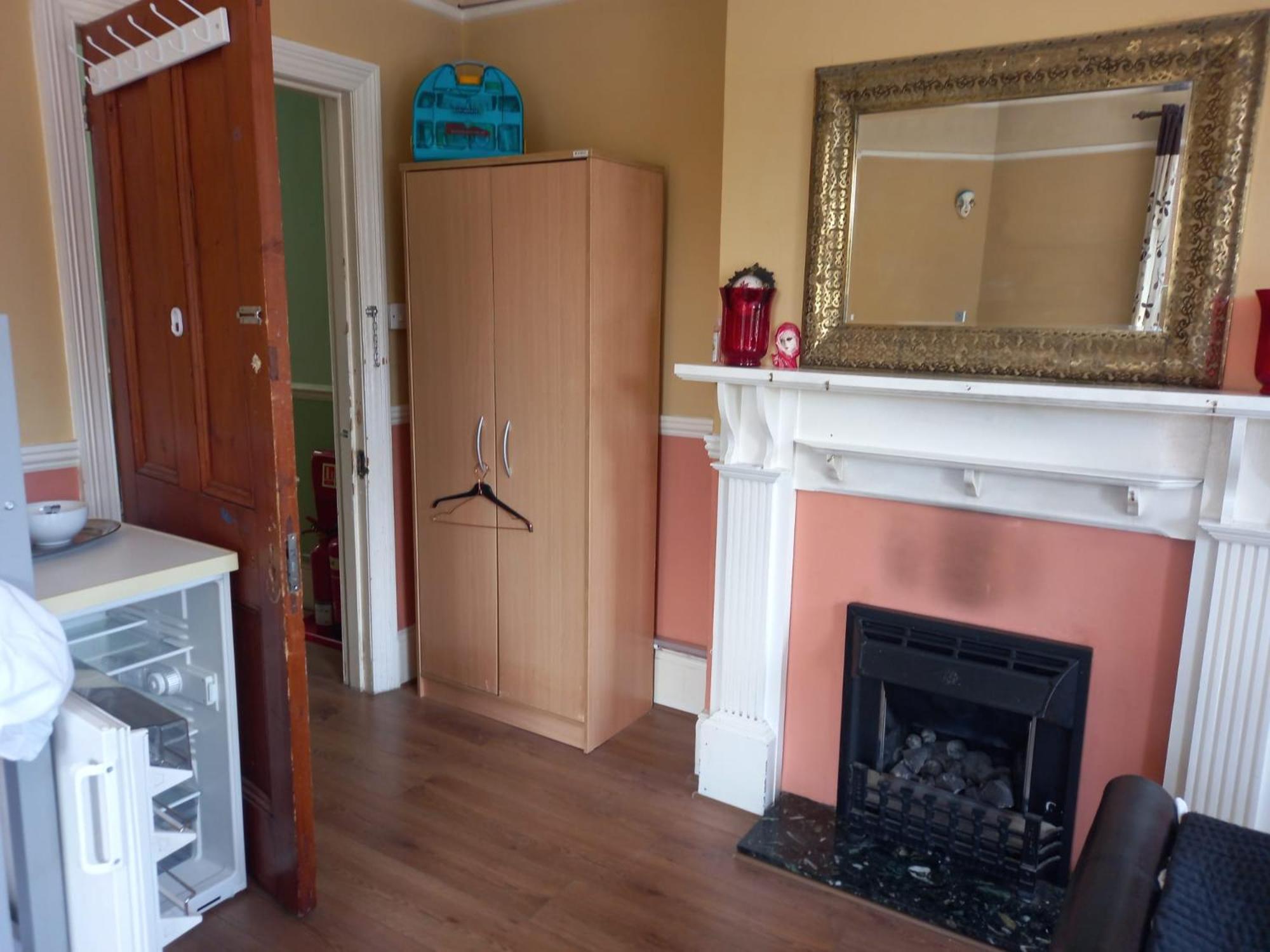 'Aandal House' Bournemouth' Apartment Poole Bagian luar foto
