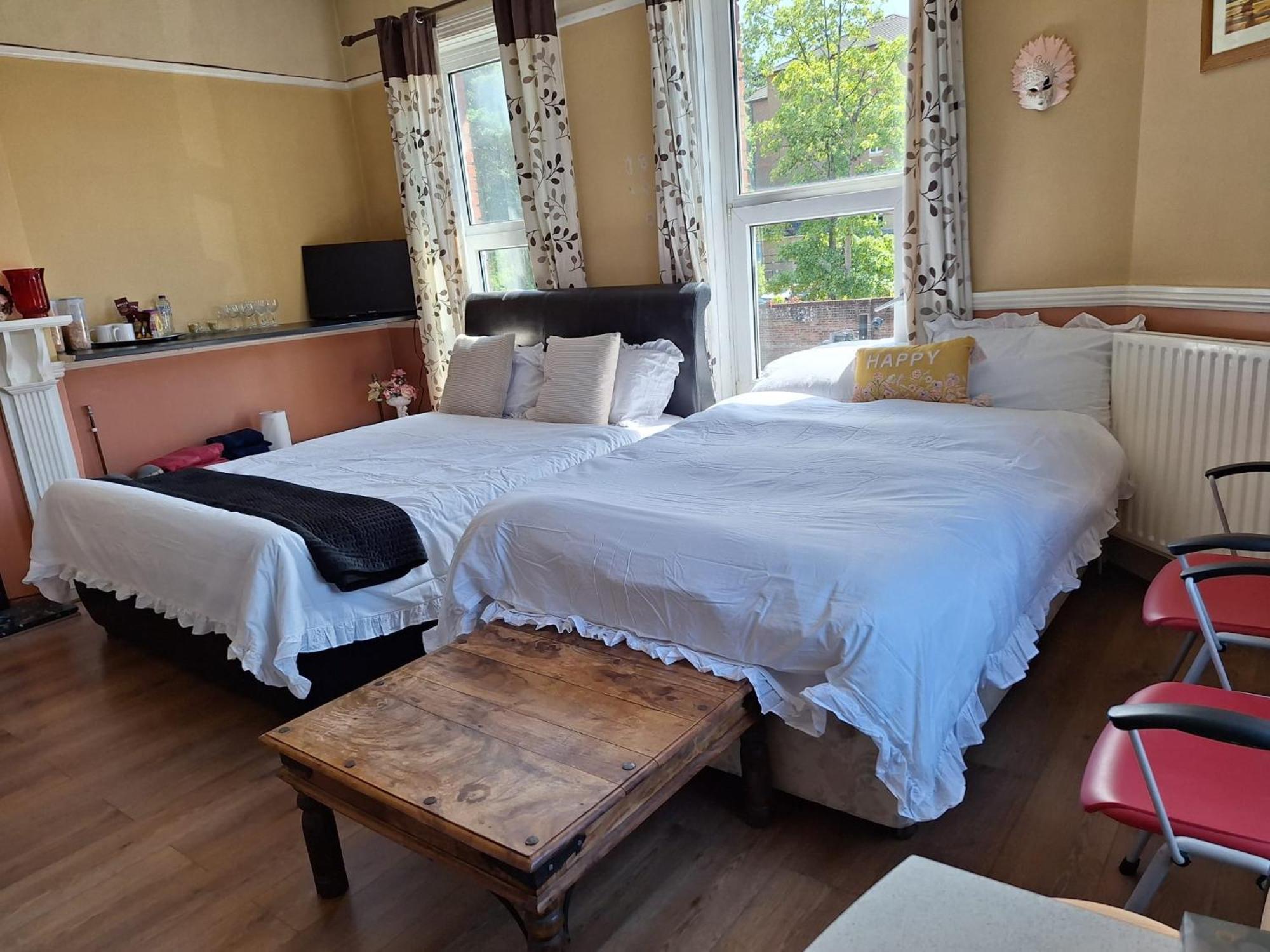 'Aandal House' Bournemouth' Apartment Poole Bagian luar foto